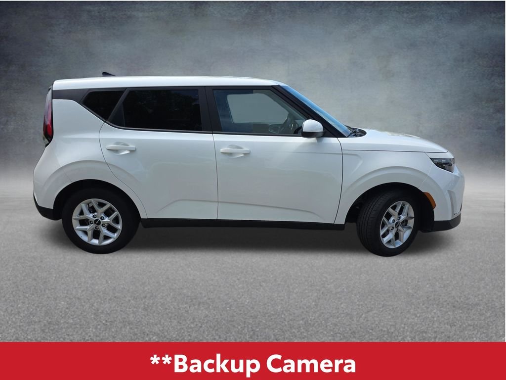 2025 Kia Soul LX - Photo 4