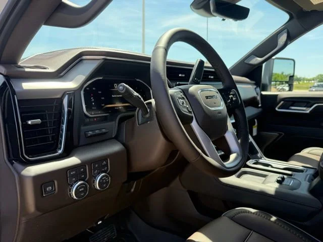 2026 GMC Sierra 2500HD Denali - Photo 18