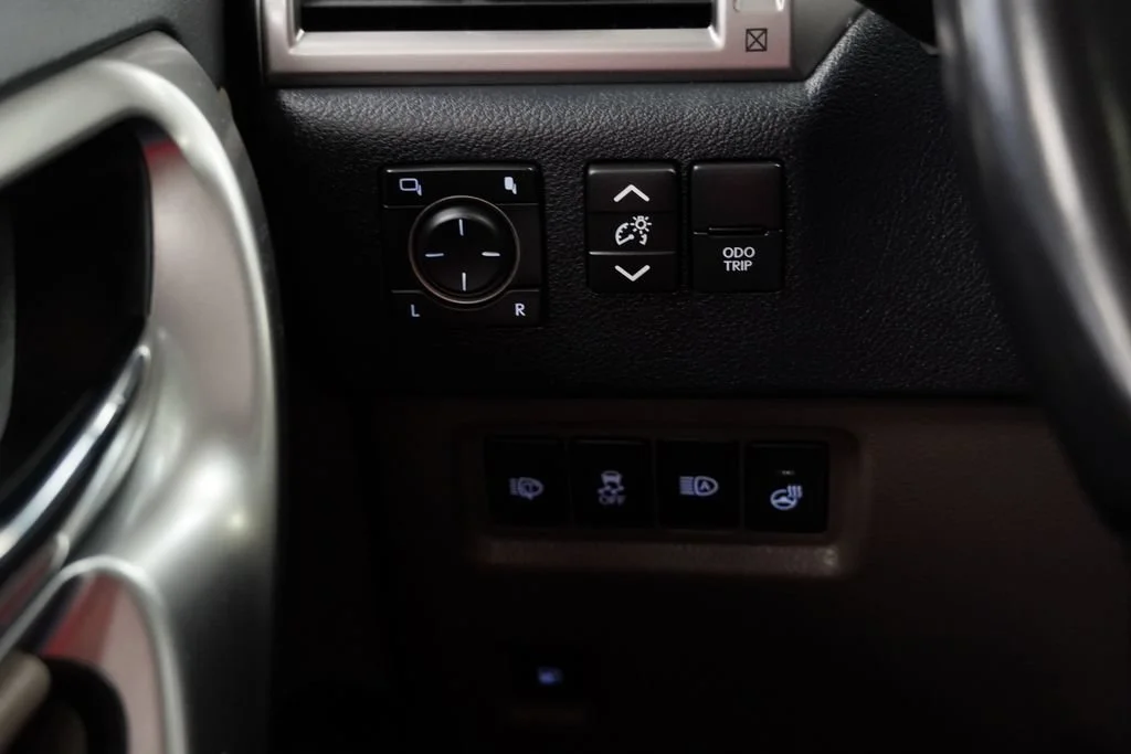 Used 2022 Blue Lexus Premium image 27