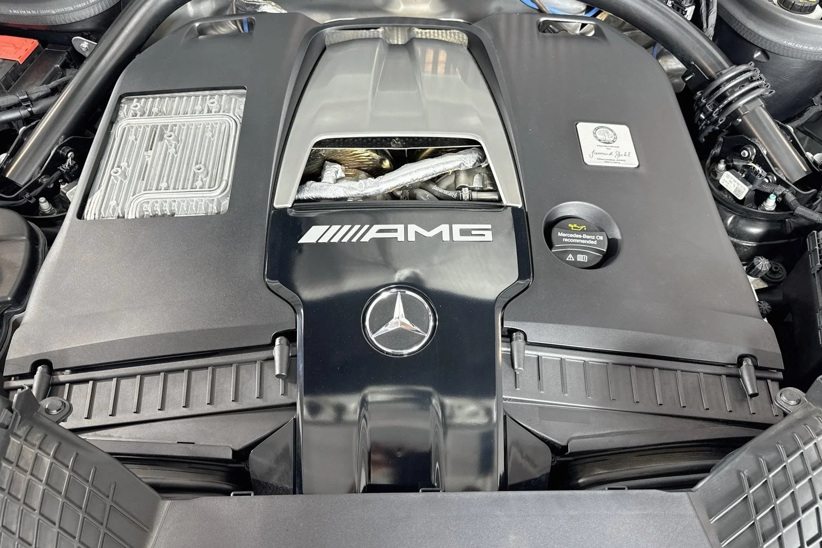 Used 2022 Polar White Mercedes-Benz AMG® G 63 image 29