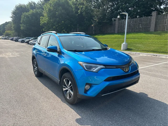2018 Toyota RAV4 XLE