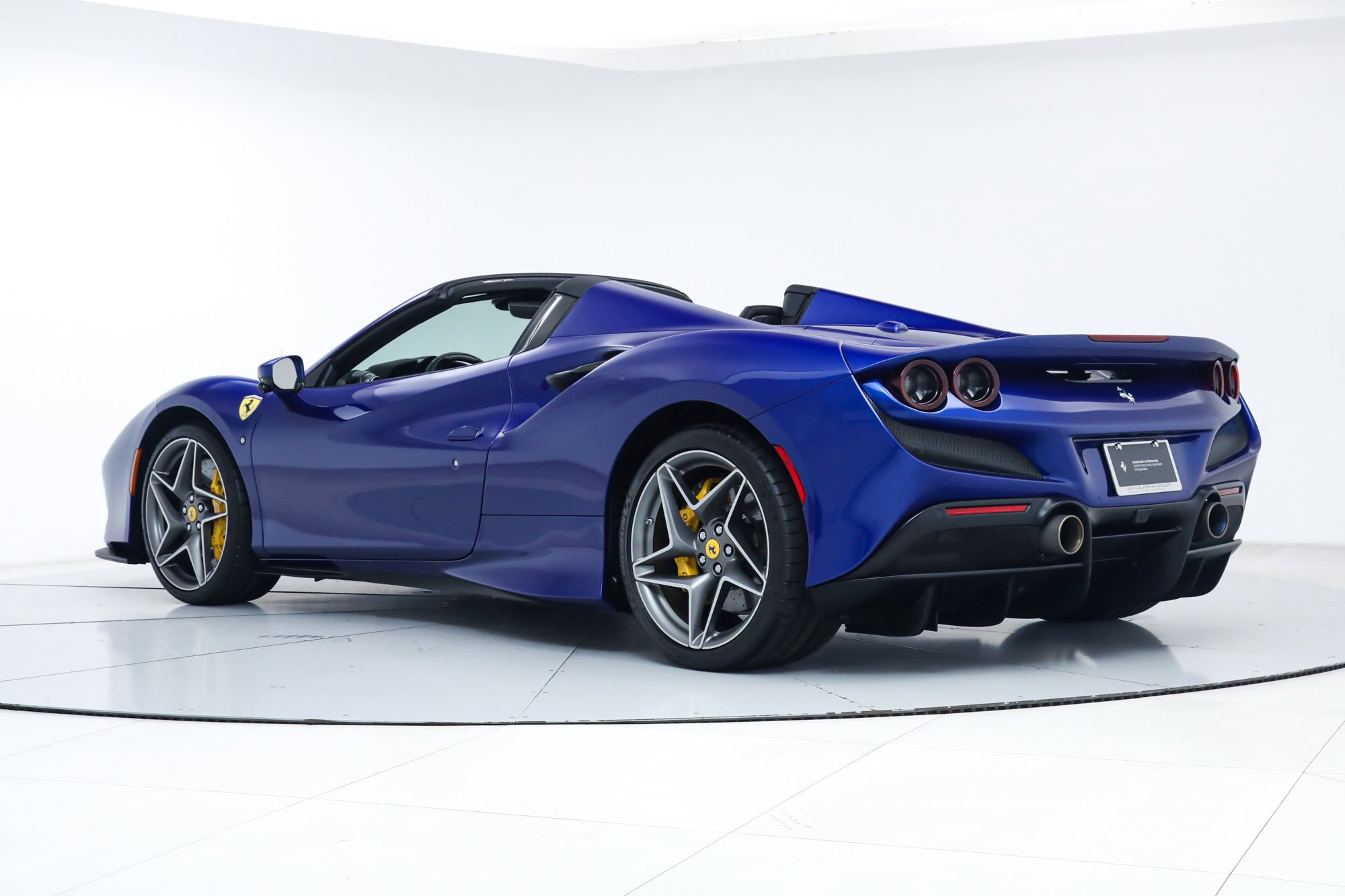 Used 2022 Blue Ferrari  image 8