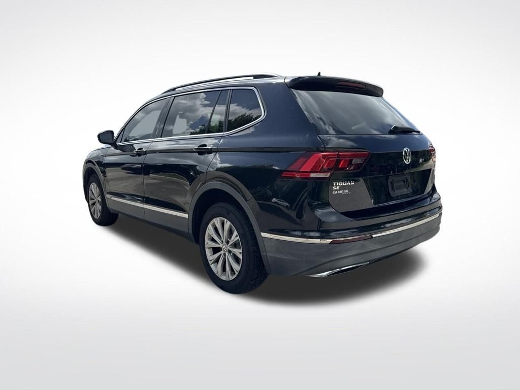 Used 2018 Black Volkswagen 2.0T SE image 6