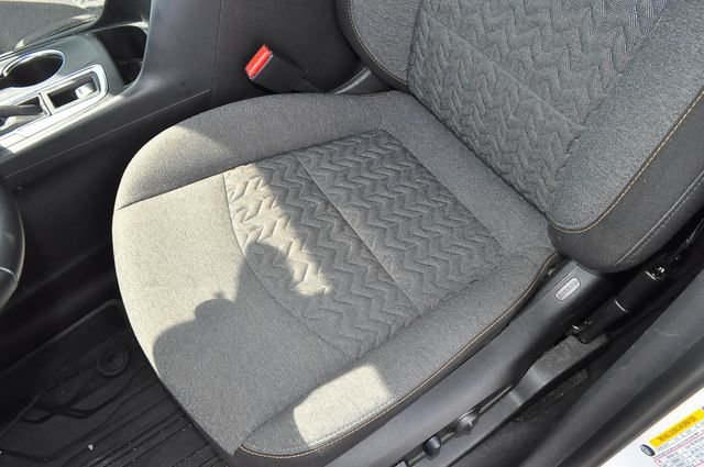 Used 2024 Summit White Chevrolet LT image 11