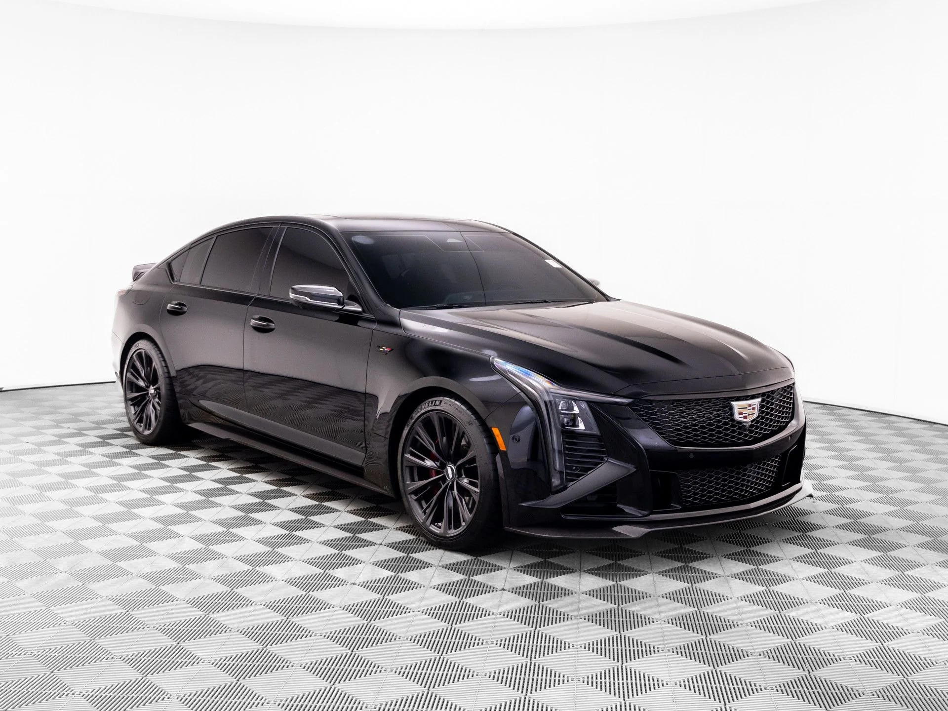 Used 2025 Black Cadillac V-Series image 9