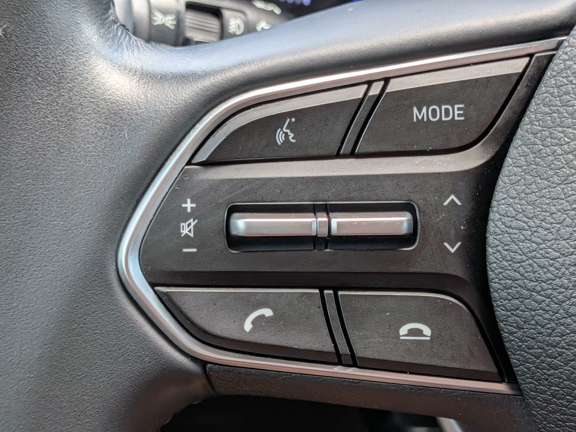 Used 2019 Earthy Bronze Hyundai SEL Plus image 31