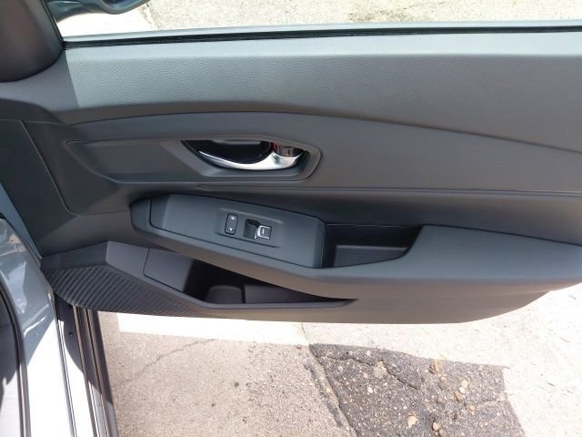 New 2026 Urban Gray Pearl Honda SE image 28
