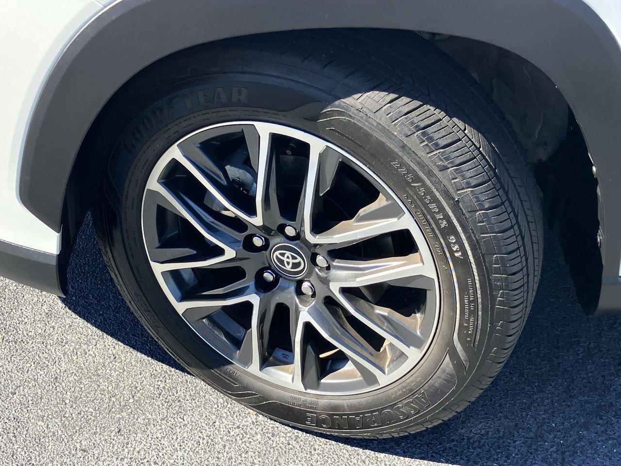 Used 2026 White (Wind Chill Pearl) Toyota XLE image 9