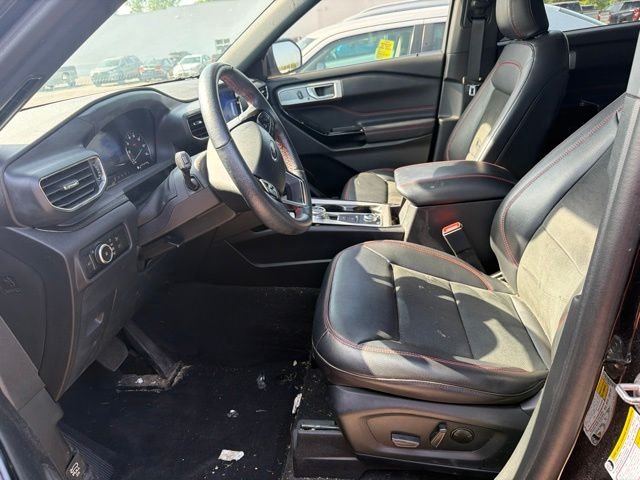 Used 2023 Black Metallic Ford ST-Line image 4