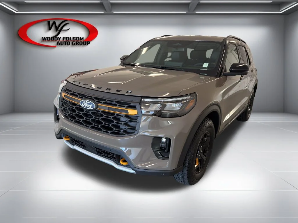 New 2027 Marsh Gray Ford Tremor® image 3