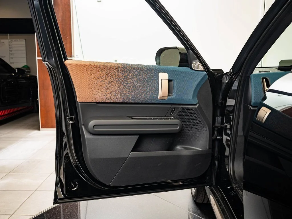 Used 2026 Midnight Black MINI  image 24