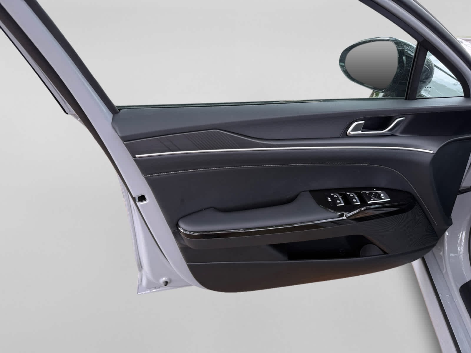 New 2026 Wolf Gray Kia GT-Line AWD image 7