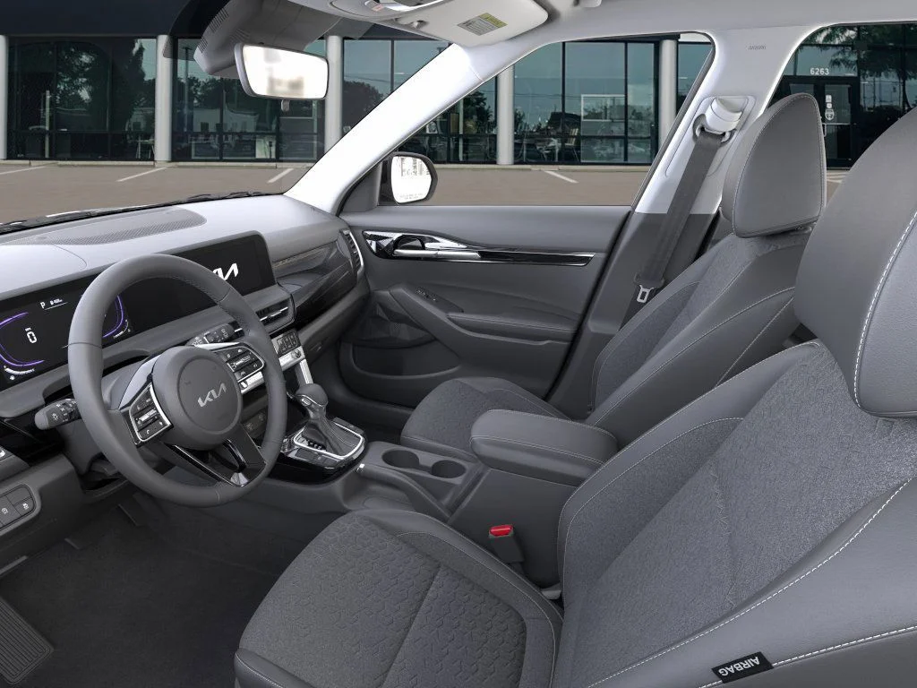 Used 2026 Black Kia S image 21
