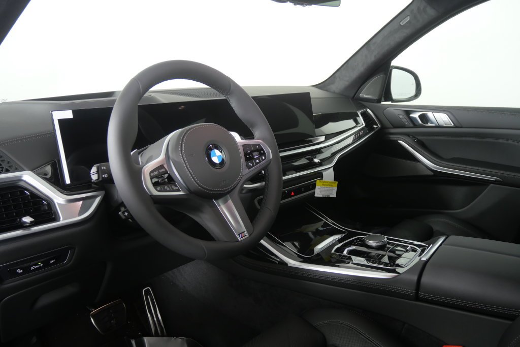 New 2027 Black Sapphire Metallic BMW xDrive40i image 13
