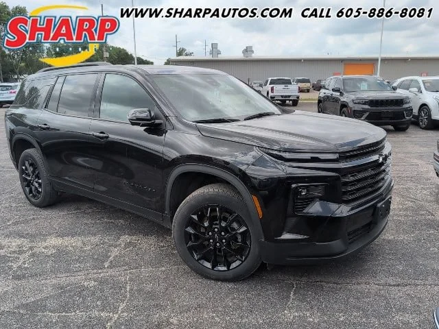 2024 Chevrolet Traverse LT