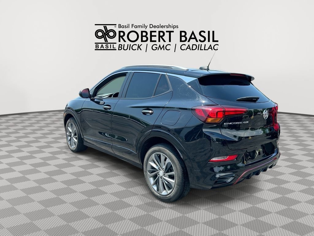 Used 2023 Ebony Twilight Metallic Buick Select image 6