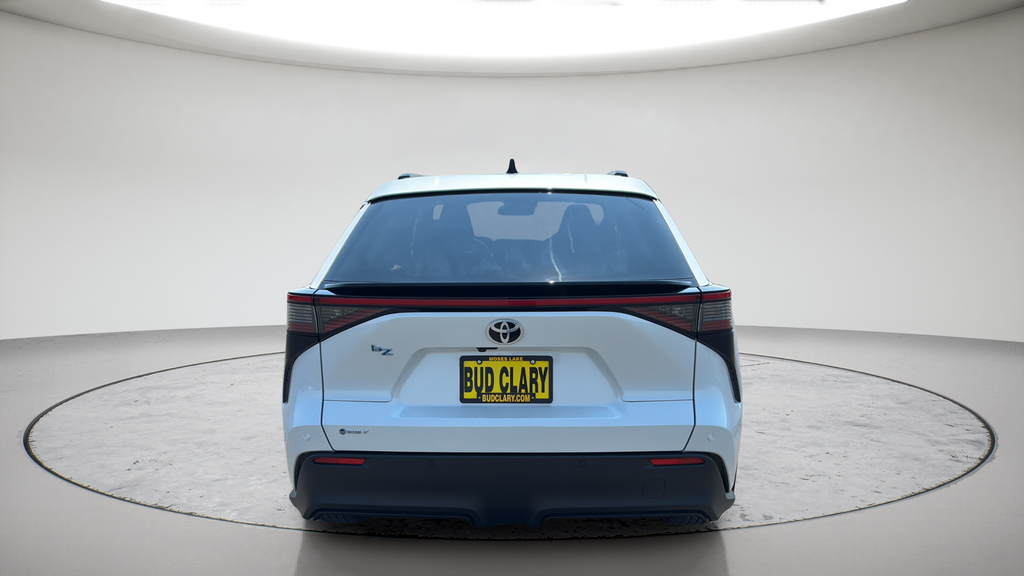 New 2026 Wind Chill Pearl Toyota XLE image 16