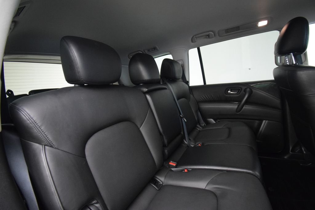 Used 2023 Gray Nissan SV image 18