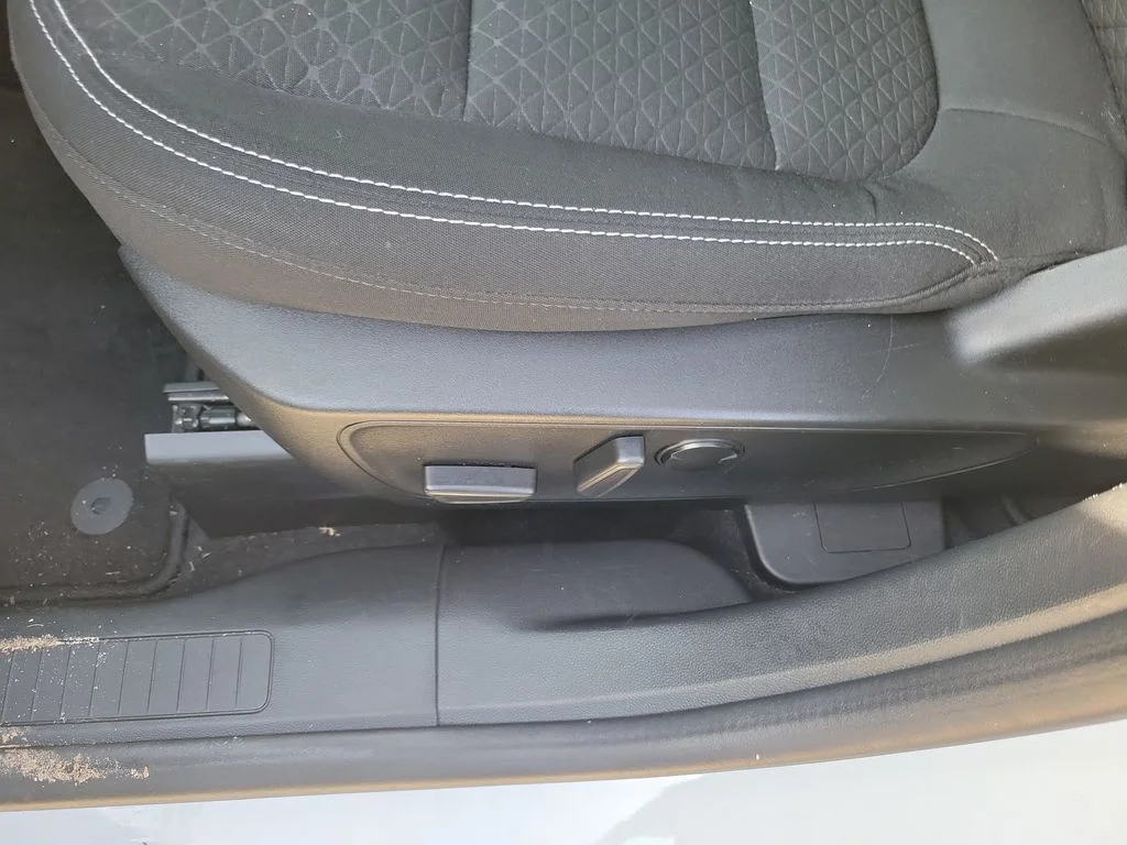 Used 2023 White Ford Active image 16