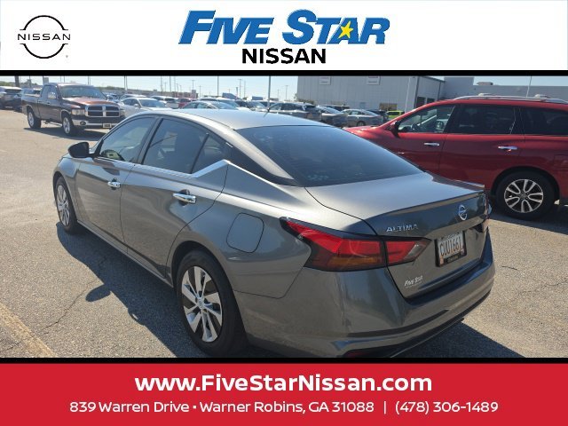 Used 2022 Gray Nissan 2.5 S image 9