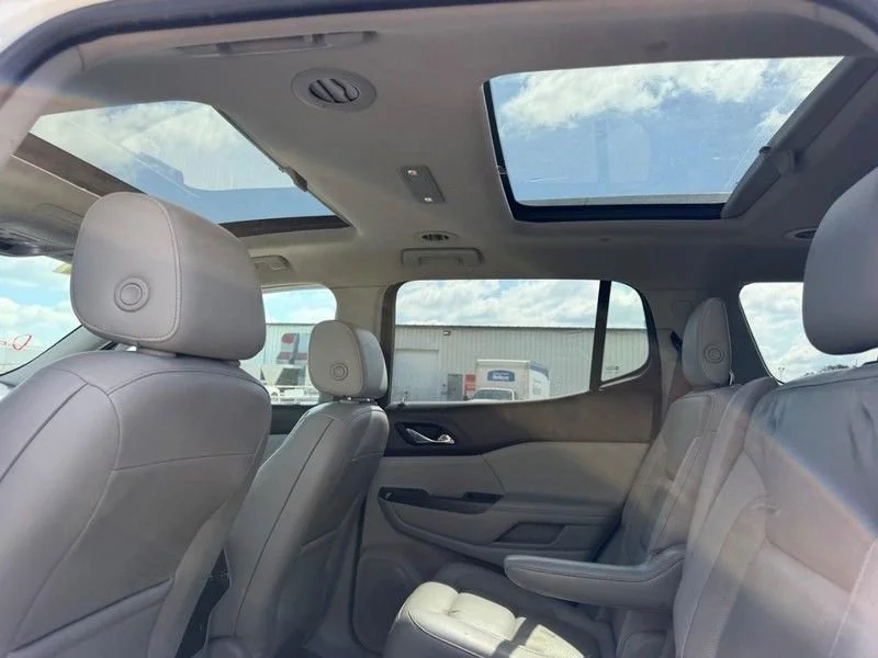 Used 2018 SUMMIT WHITE GMC SLT image 10