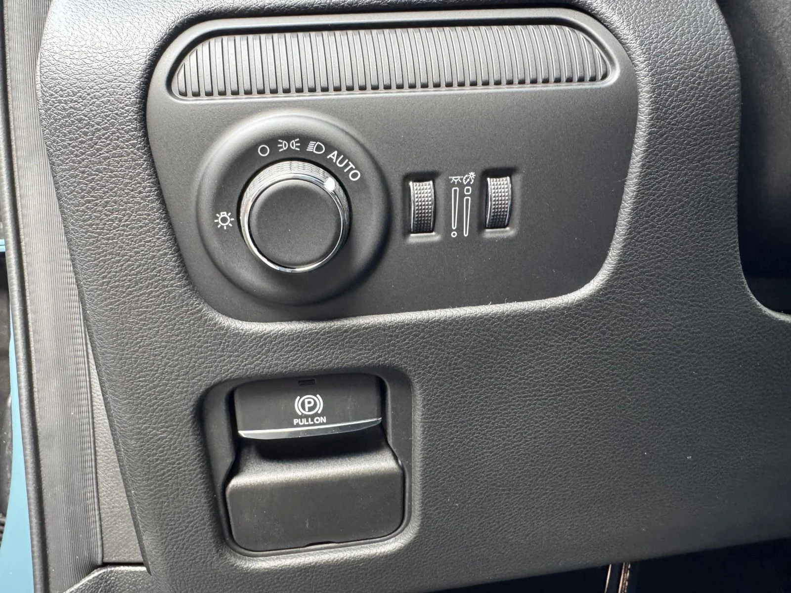 New 2026 Steel Blue Exterior Paint Jeep Limited Altitude image 18