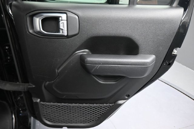 Used 2024 Black Jeep Rubicon image 22