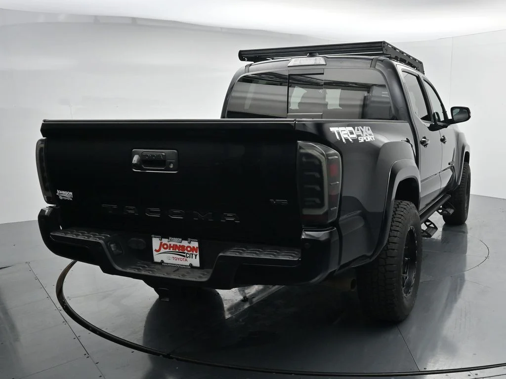 2022 Toyota Tacoma TRD Sport - Photo 6