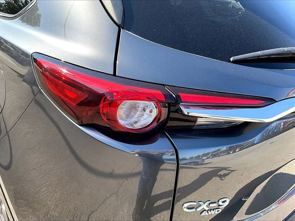 Used 2021 Gray Mazda Touring image 31