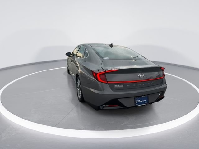 Used 2023 Gray Hyundai SEL image 7