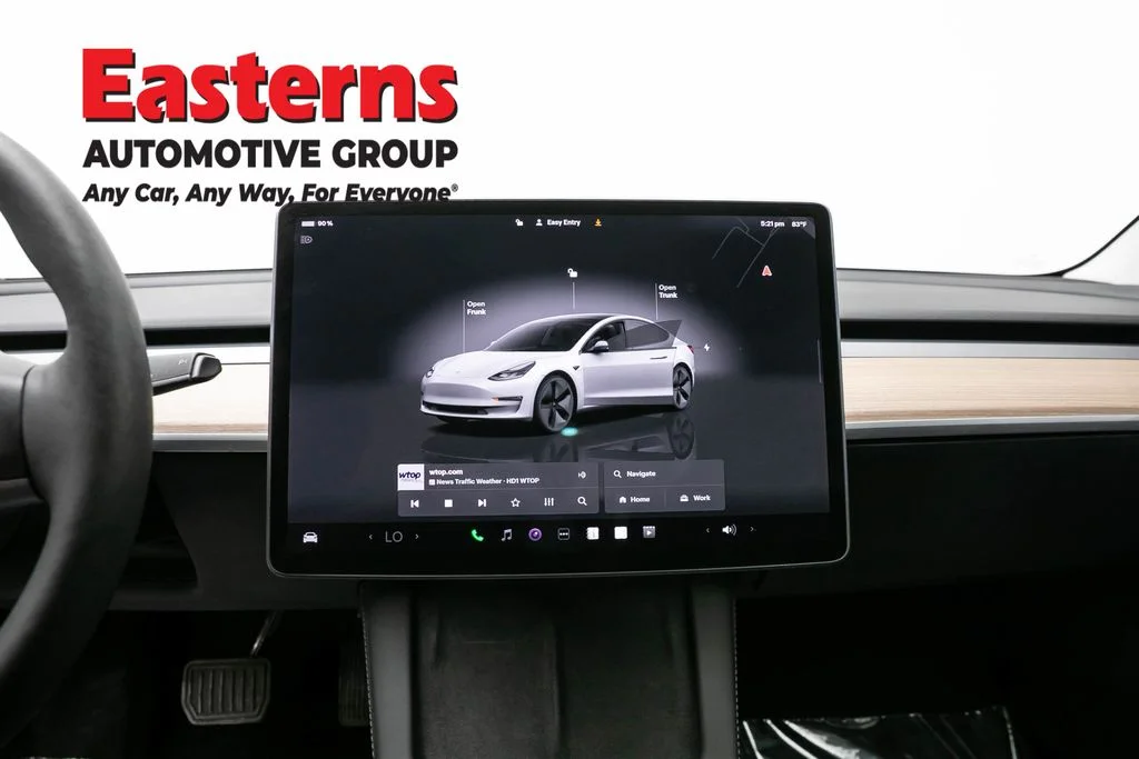 Used 2023 White Tesla Base image 18