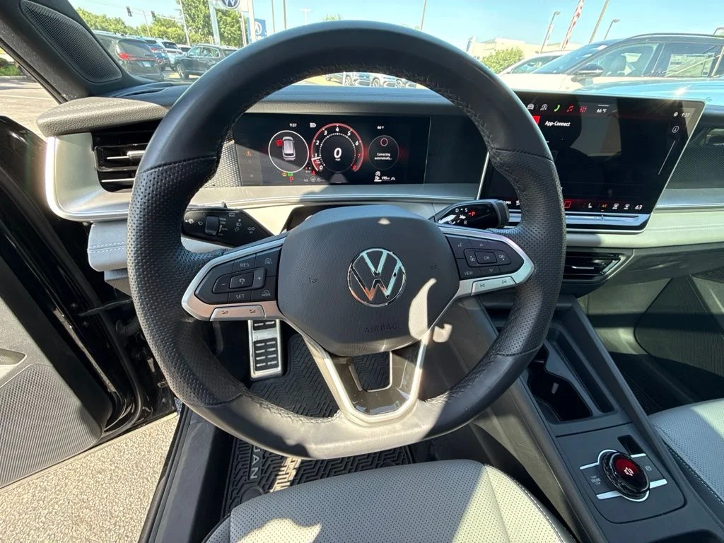Used 2026 Deep Black Volkswagen 2.0T SE R-Line Black image 16