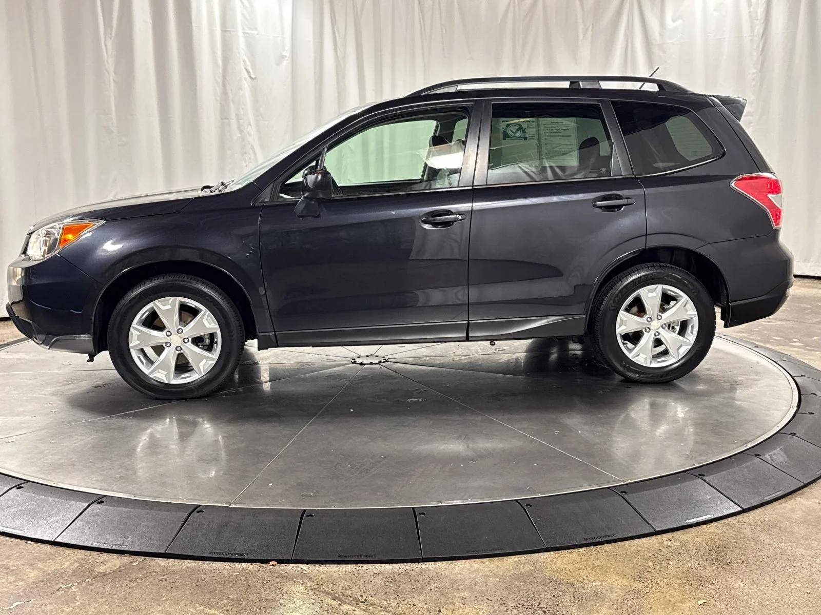 Used 2014 Dark Gray Metallic Subaru 2.5i Limited image 8