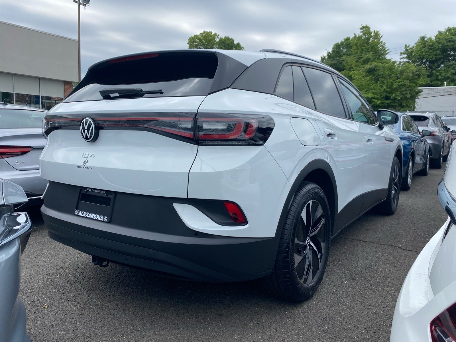 Certified 2022 Volkswagen ID.4 PRO S with VIN WVGGNPE25NP044251 for sale in Alexandria, VA