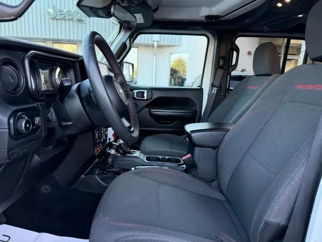 Used 2025 Bright White Clearcoat Jeep Rubicon image 20