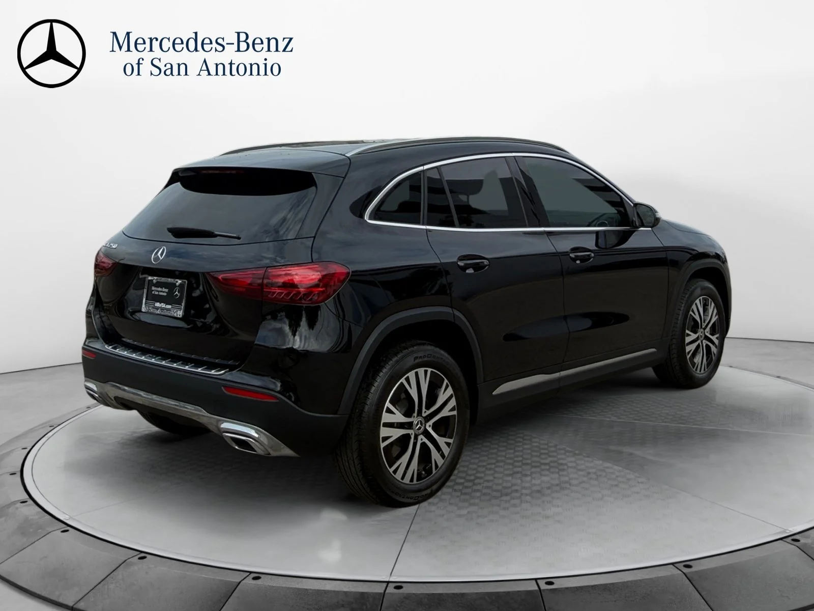 Certified Used 2025 Black Mercedes-Benz GLA 250 image 7