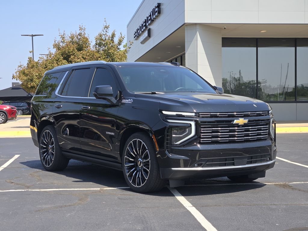 Used 2025 Black Chevrolet High Country image 3