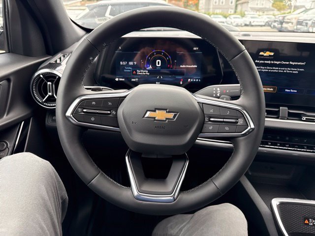 2027 Chevrolet Equinox LT - Photo 9
