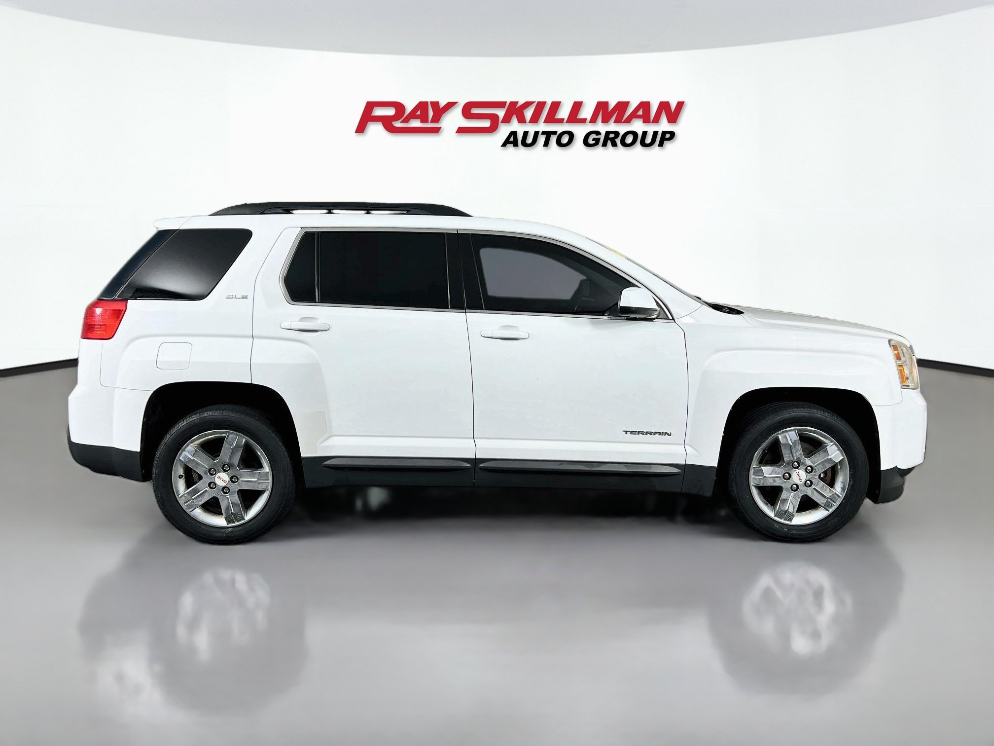 Used 2012 Olympic White GMC SLE-2 image 8