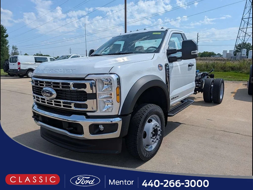 New 2026 Oxford White Ford F-550® XL image 1