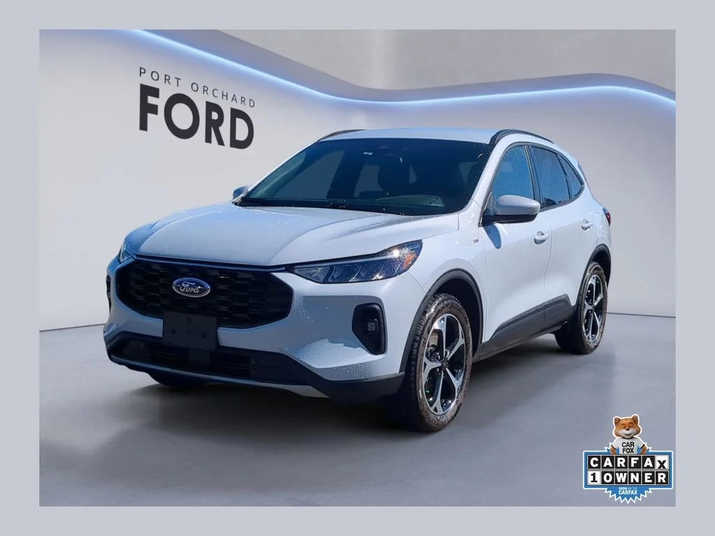 Used 2025 Silver Ford ST-Line Select image 1
