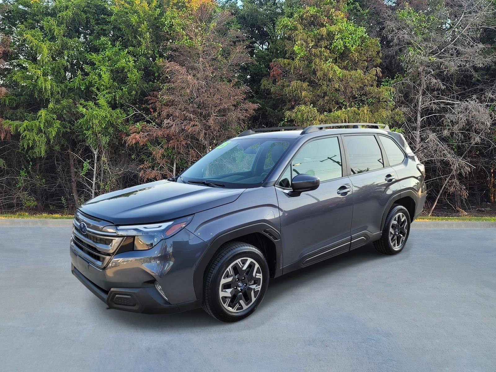 2025 Subaru Forester Premium's photo