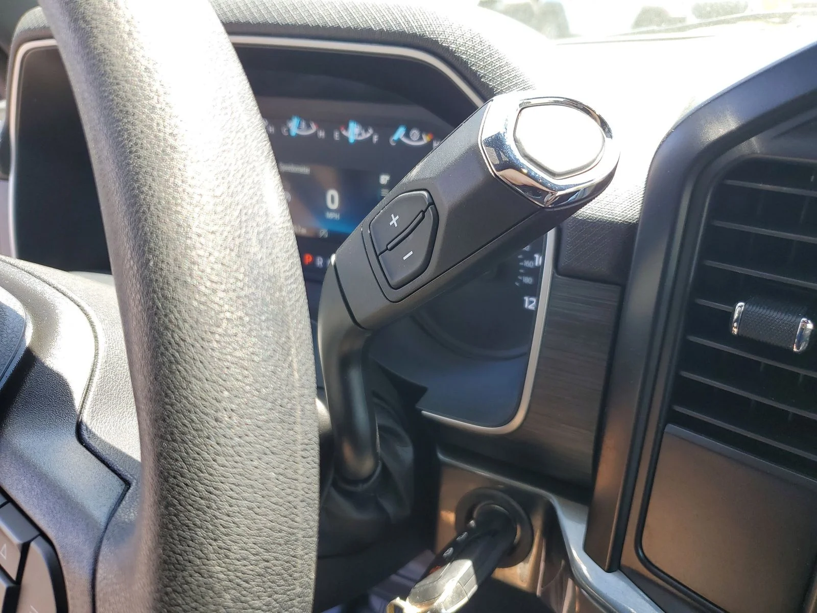 Used 2021 Gray Ford XL image 11