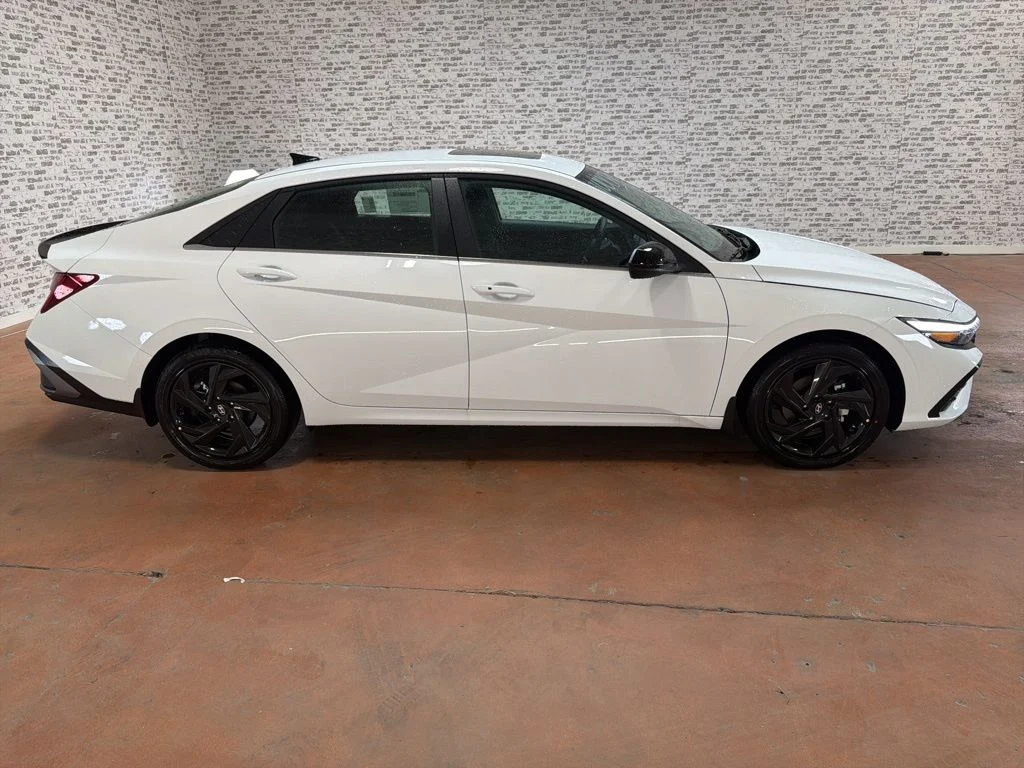 New 2026 Serenity White Hyundai SEL Sport image 8