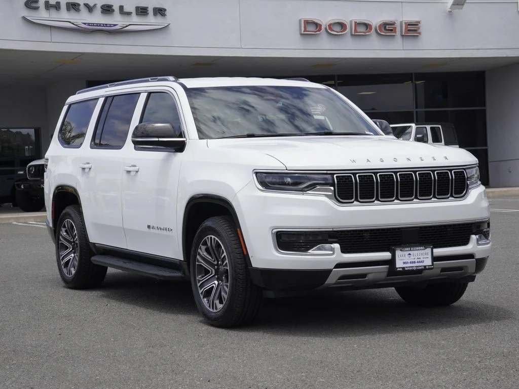2024 Jeep Wagoneer Series II 4WD's photo