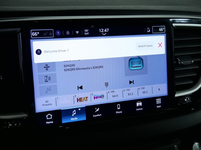 Used 2025 Black Chrysler Select image 22