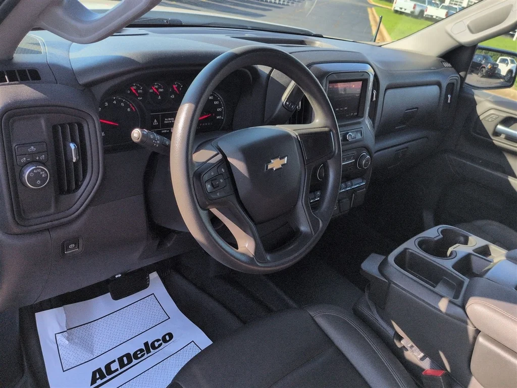 Used 2023 Summit White Chevrolet WT image 10