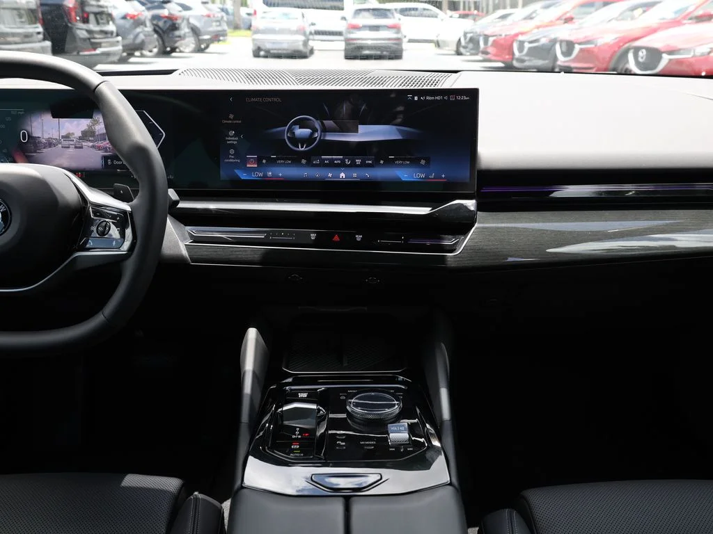 2026 BMW 5 Series 530i - Photo 27