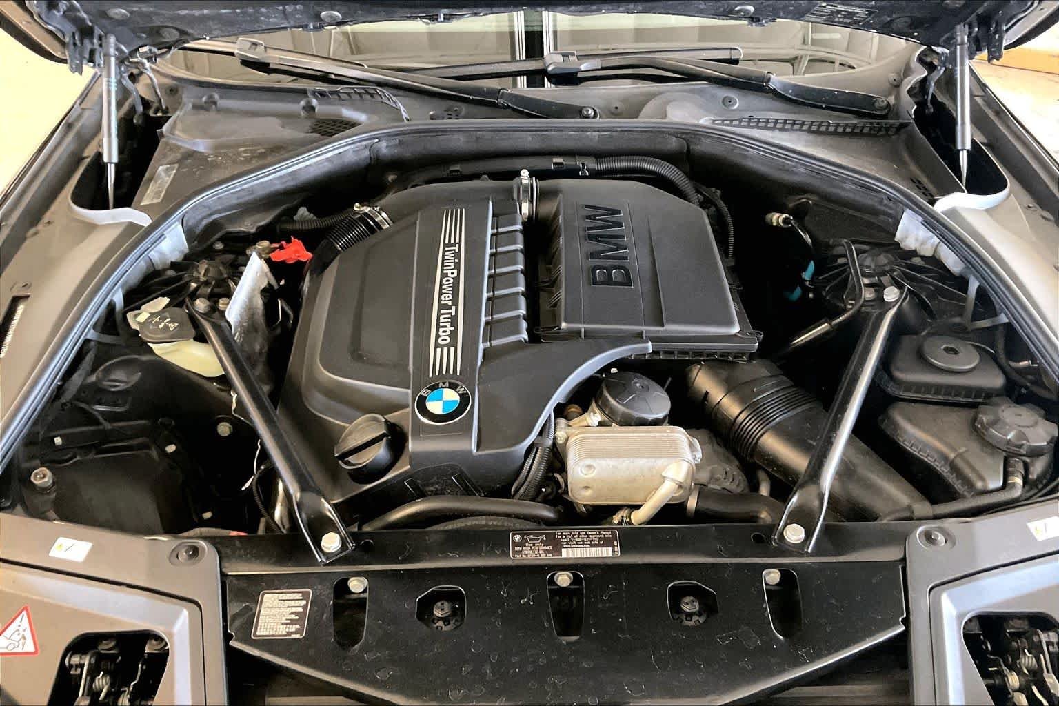 Used 2012 Black Sapphire Metallic BMW 535i xDrive image 27
