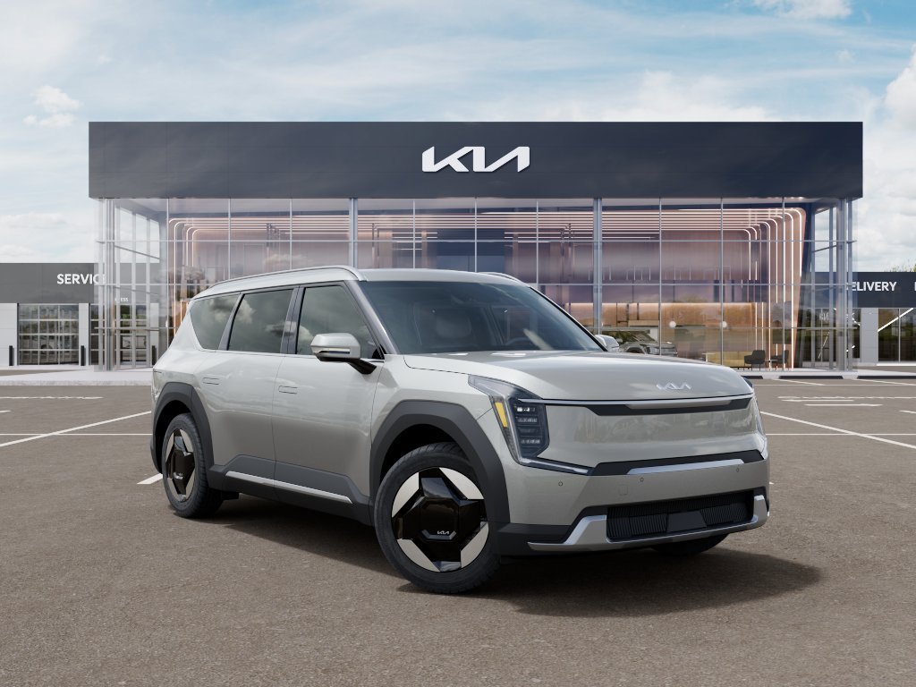 New 2026 Ivory Silver Kia Wind AWD image 8